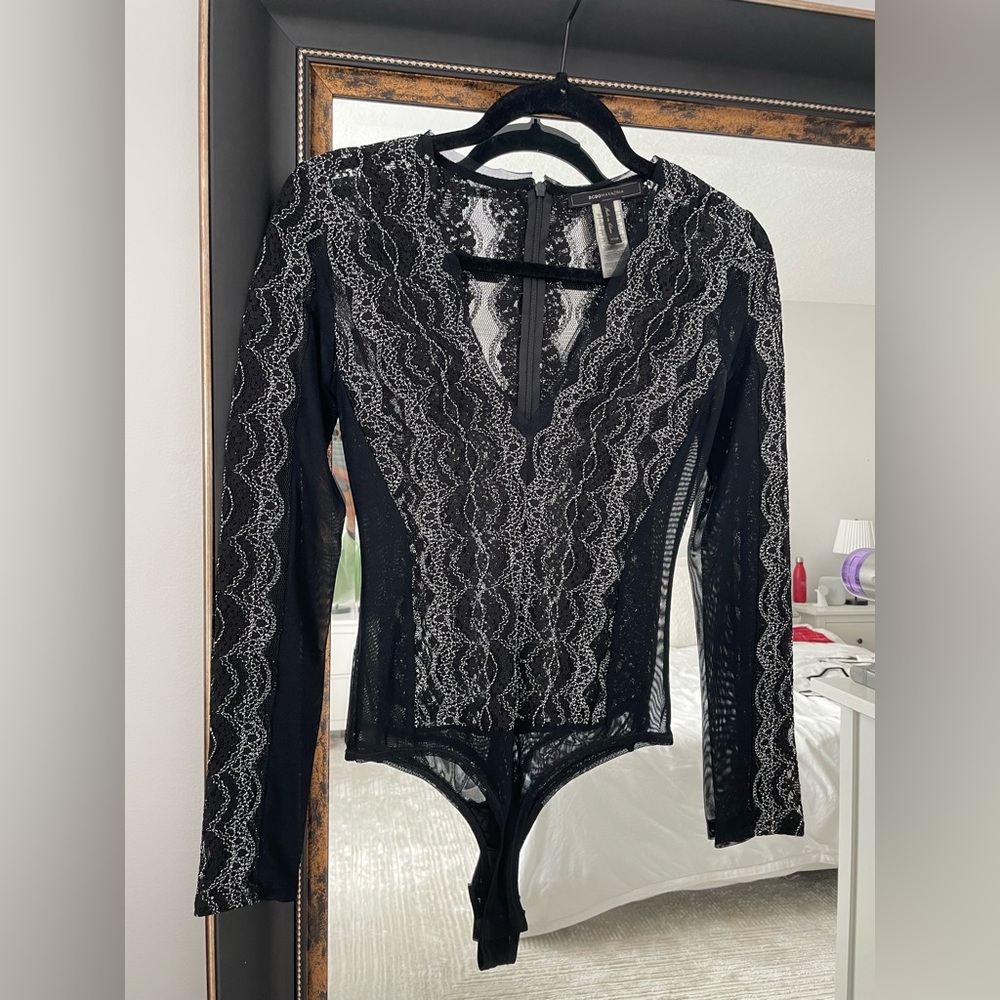 BCBGMAXAZRIA Sheer Lace Mesh Bodysuit | Black | XXS